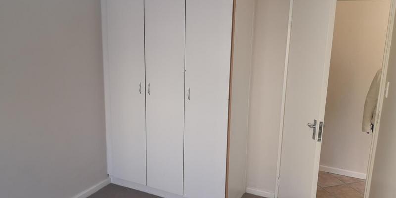 1 Bedroom Property for Sale in Parklands Western Cape